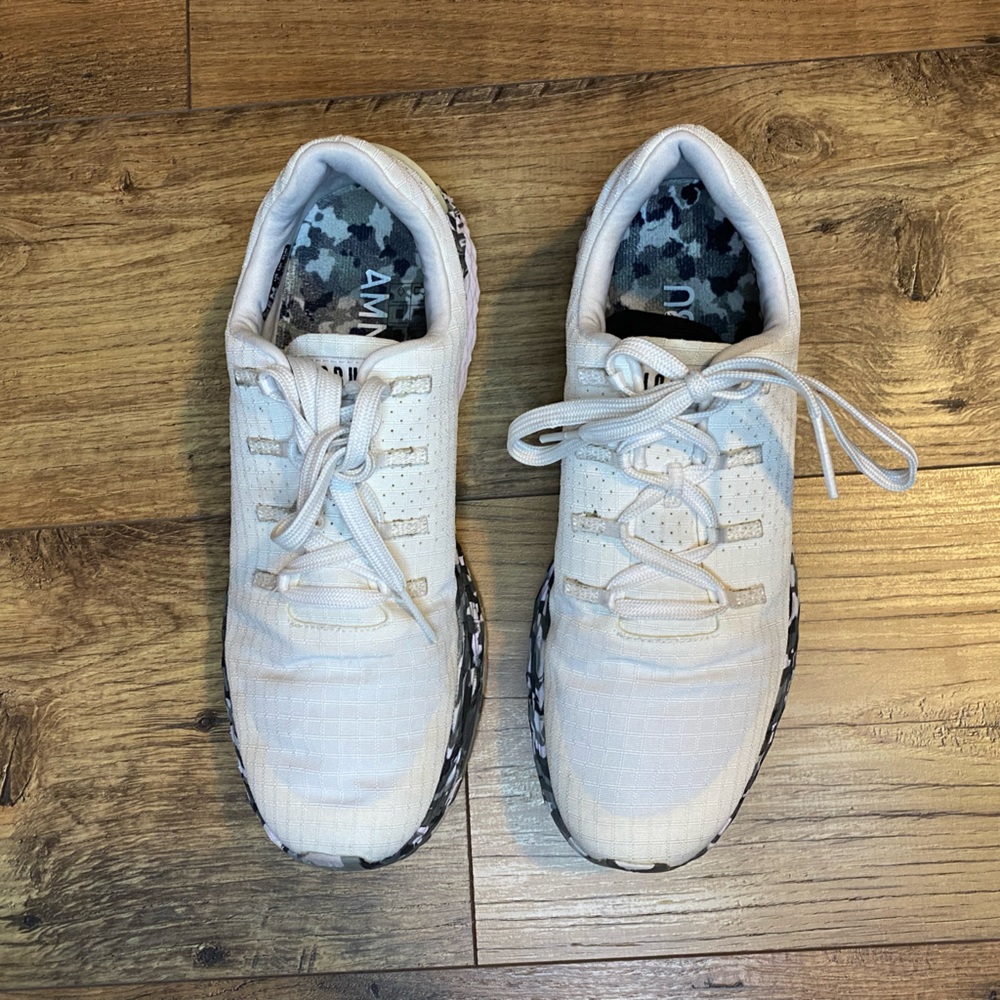 Nobull WHITE WILD GRANITE RIPSTOP RUNNER Mens size 8/Women’s 9.5